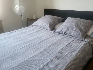 Unterkunft beim Gastgeber zur Miete in Neuchâtel - Foto 7 : Schlafzimmer-7