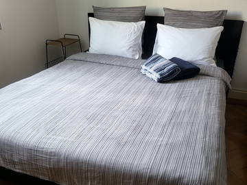 Chambre chez l'habitant à louer à Neuchâtel - photo 1 : chambre-1