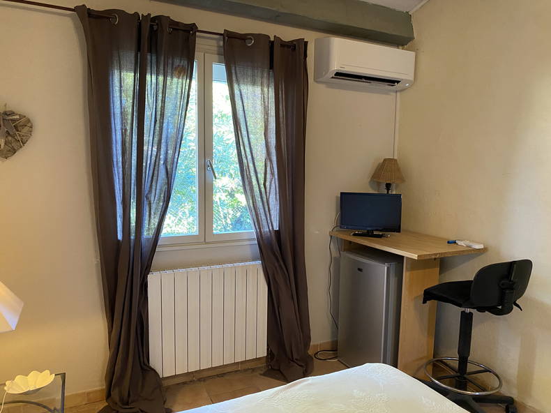 Gastgezin Bouillargues 95879-5