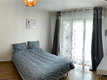 Roomlala | Grande Chambre Proche Gare & Centre-ville *Wifi* Balcon (cop