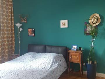 Roomlala | Grande Chambre Sdb Et Wc Privés, Coin Bureau Wifi ,Jardin