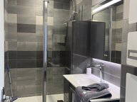 Habitación en casa del anfitrión en renta en Sainte-Luce-Sur-Loire - foto 6 : baño-6