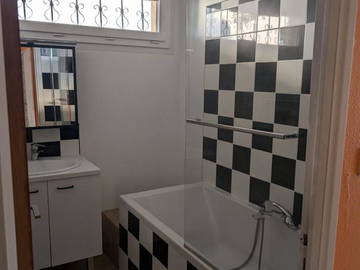 Shared housing for rent in Toulouse - photo 24: Bathroom-24