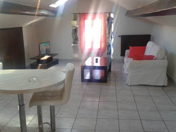 Roomlala | Grande e agradável apartamento independente de um quarto para alugar 