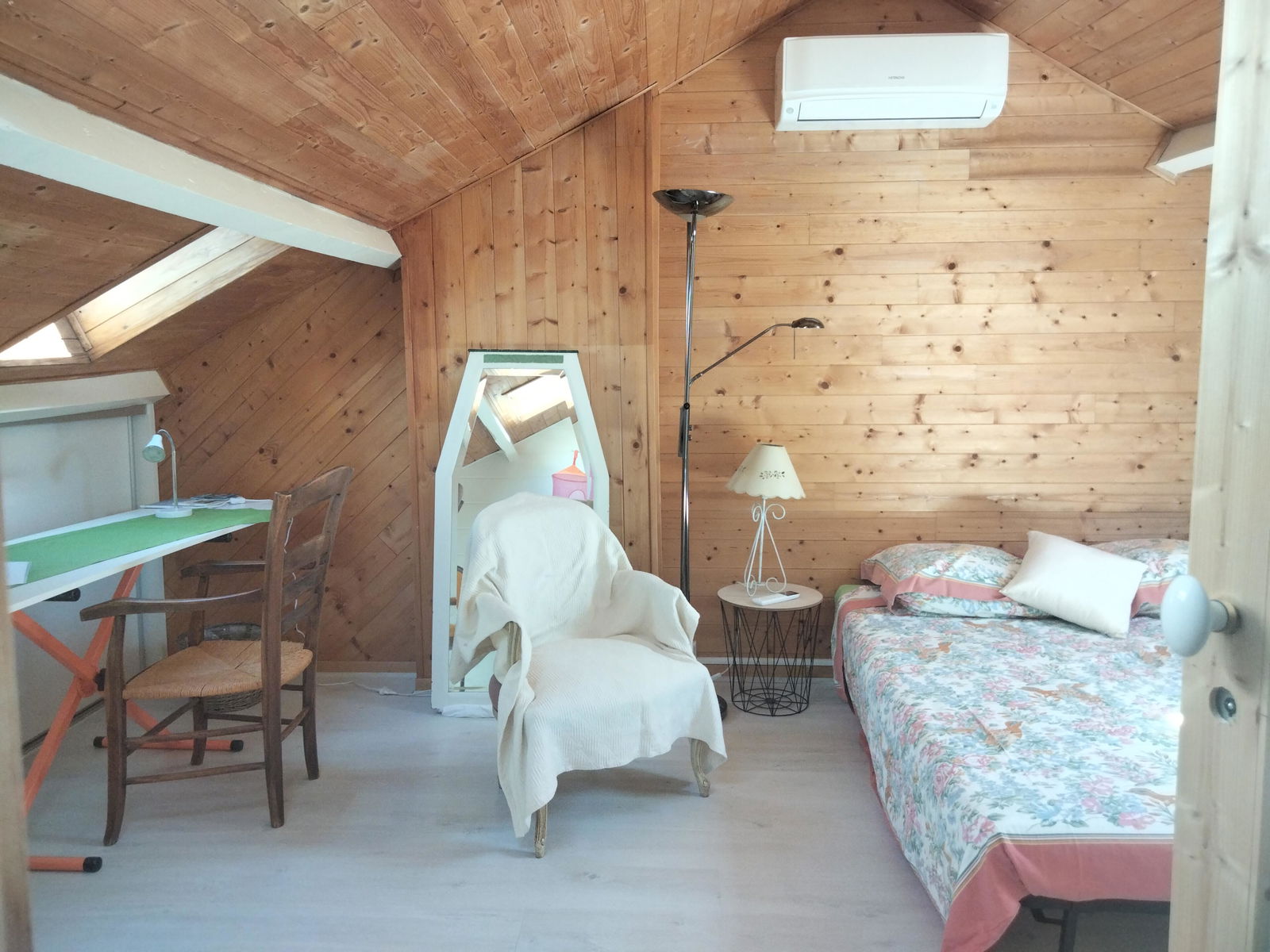 Chambre Chez L'habitant Vichy 590151