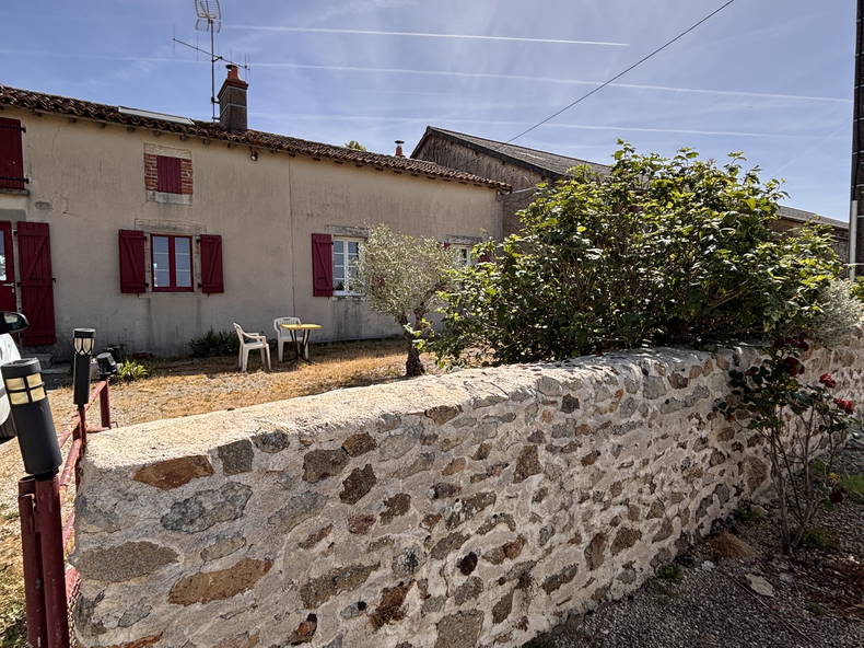 Habitación En Casa Del Anfitrión Lathus-Saint-Rémy 677545-3