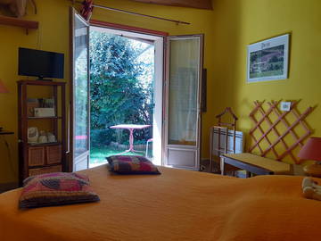 Roomlala | Grazioso Bed And Breakfast A Sud Di Montélimar