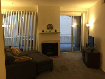 Colocation Los Angeles 196162-4