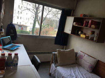 Roomlala | Grenoble: Tani Prywatny Pokój(T) Dostępny