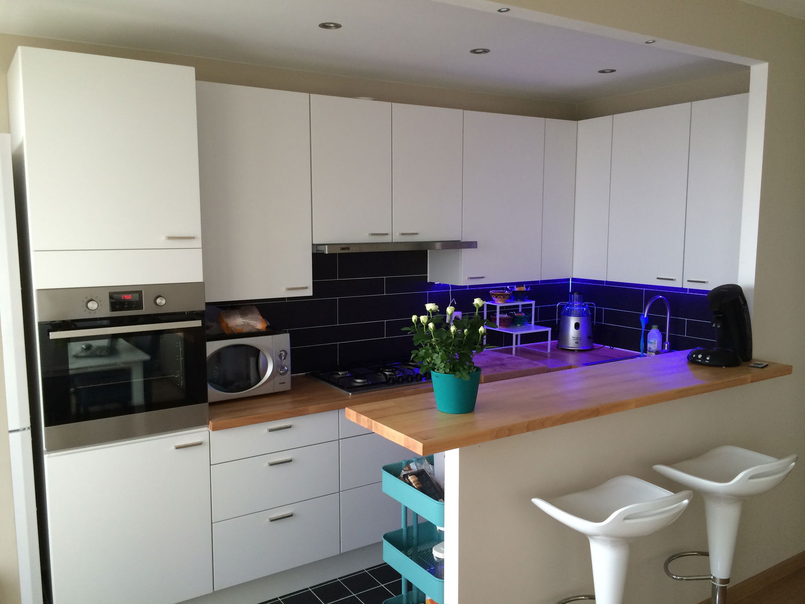 Kolokasie Saint-Josse-ten-Noode 99025