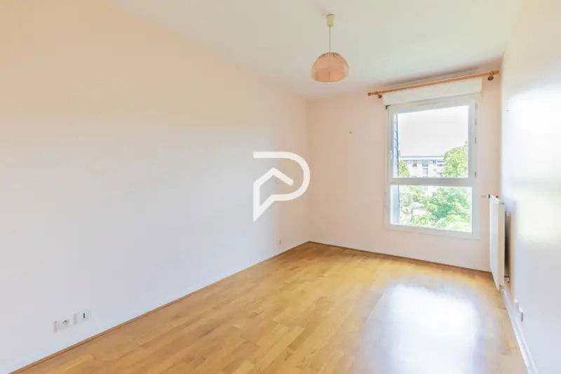 Colocatie Massy 255359