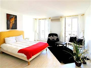 Roomlala | Große Suite Mit Badezimmer – 40 M² – MA8