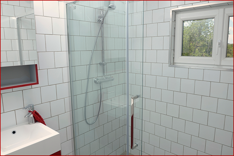 Unabhängiges Studio Conques-en-Rouergue 49109