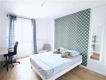 Roomlala | Großes, Helles Zimmer – 15 M² – CL1