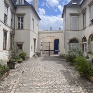 Unabhängiges Studio Dijon 234748