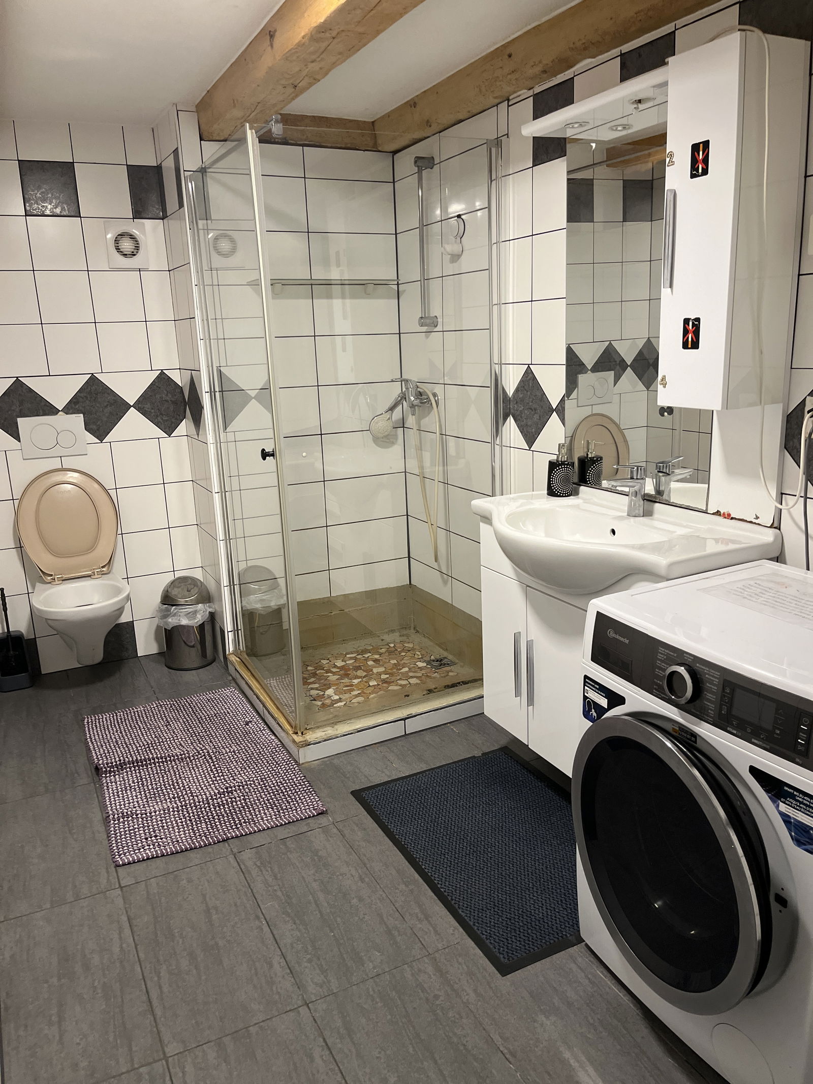 Zusammenleben La Neuveville 447063