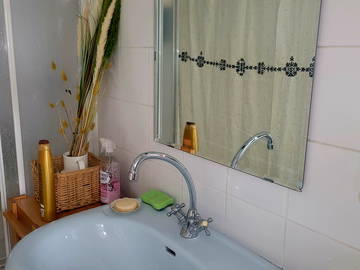 Chambre chez l'habitant à louer à Wien - photo 2 : salle de bain-2