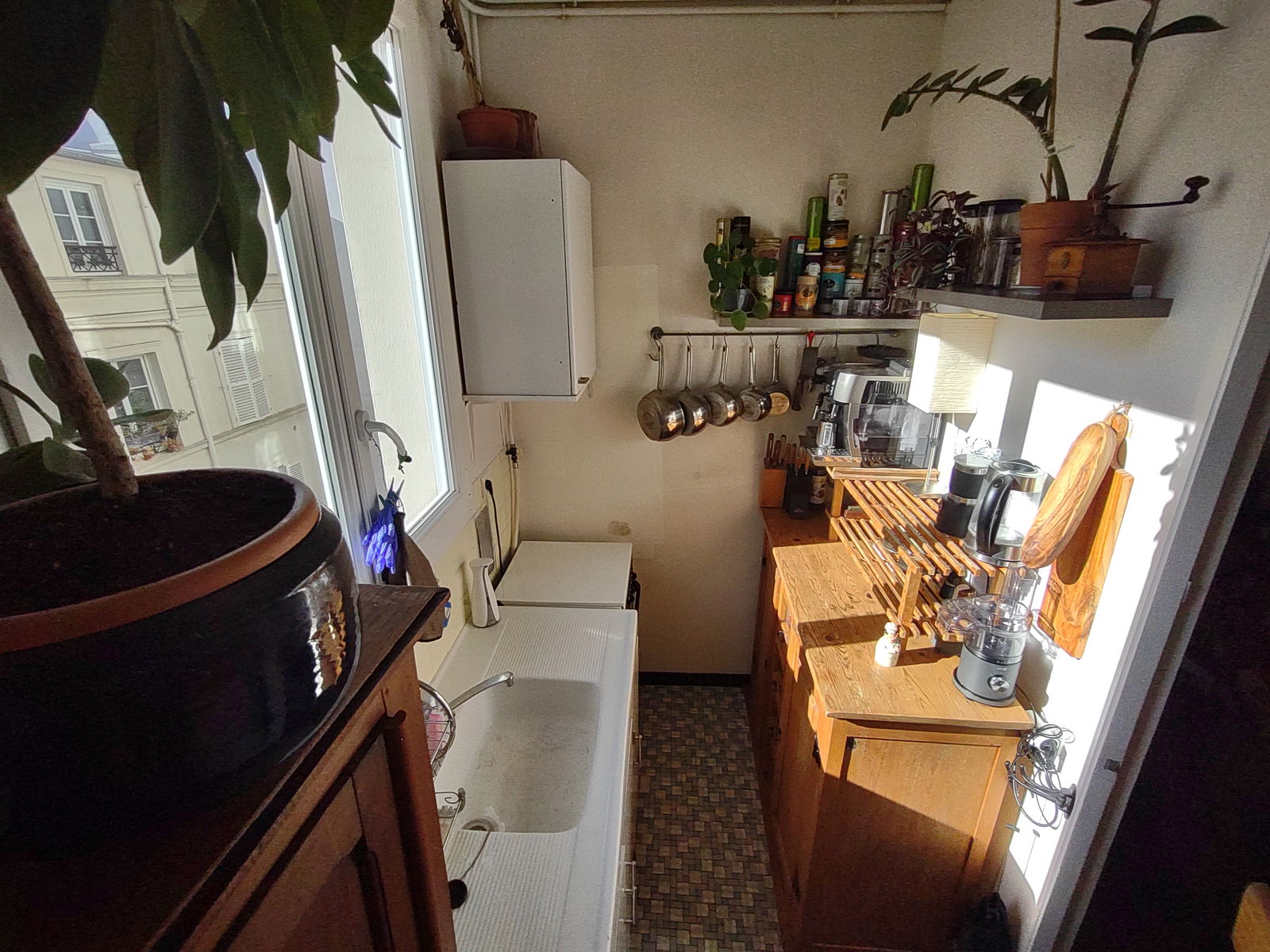 Colocatie Paris 84428