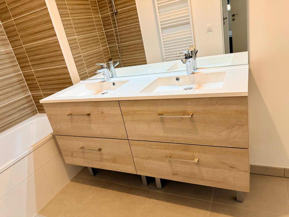 Colocatie Nanterre 664182