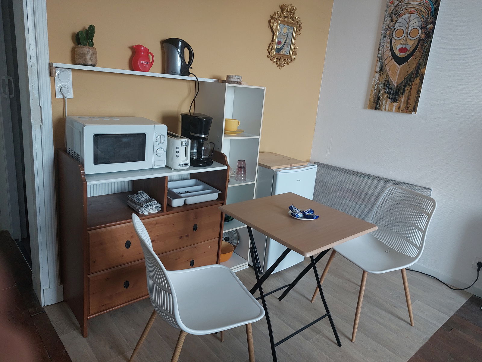 Homestay Saint-Julien-de-Vouvantes 440773