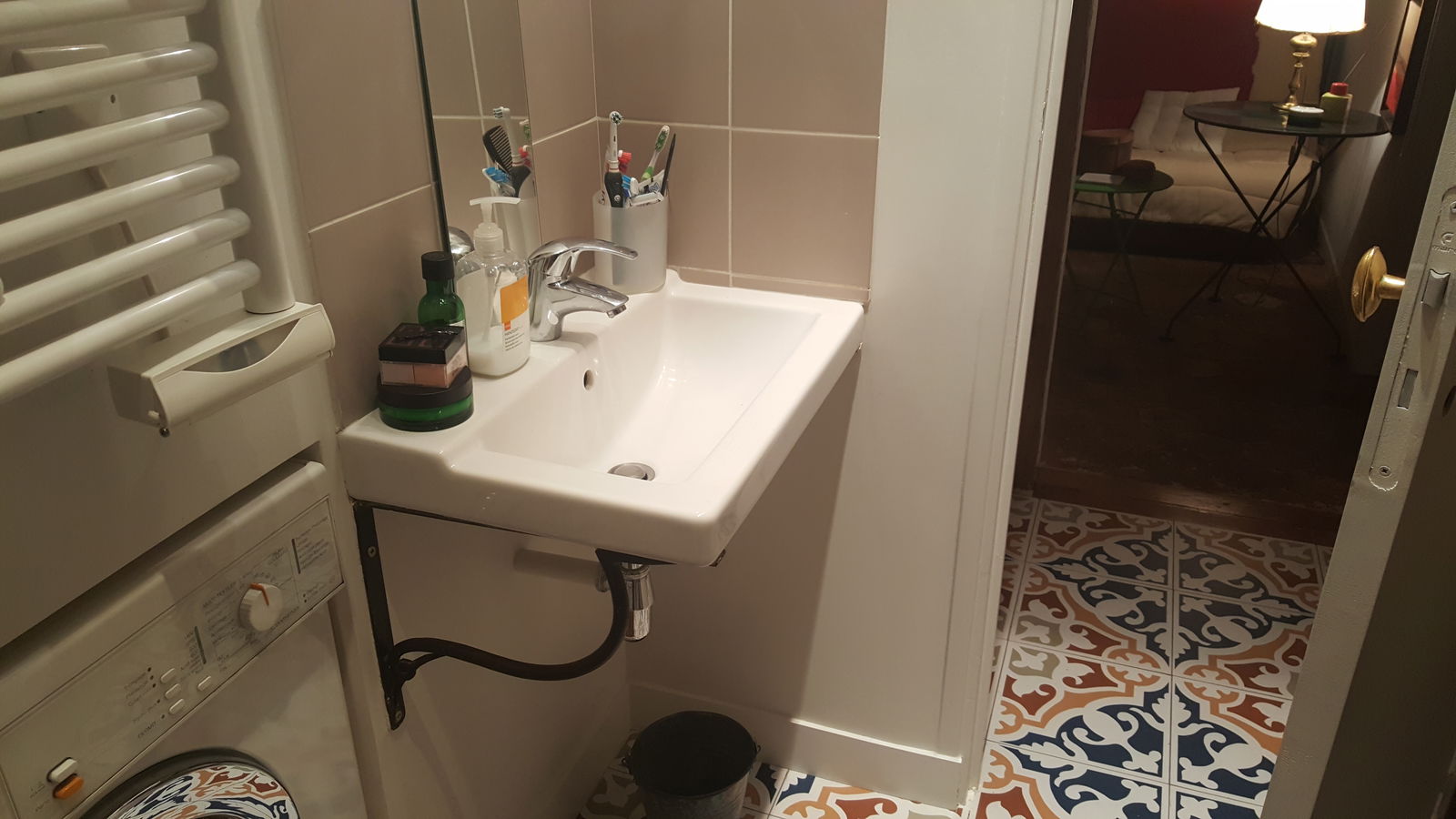 Homestay Paris 44960