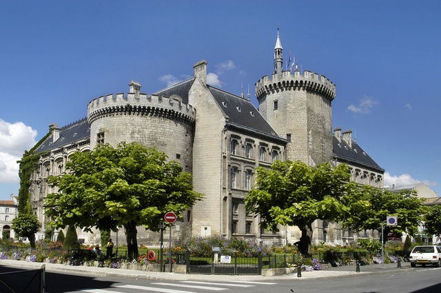 Homestay Saint-Yrieix-sur-Charente 48285