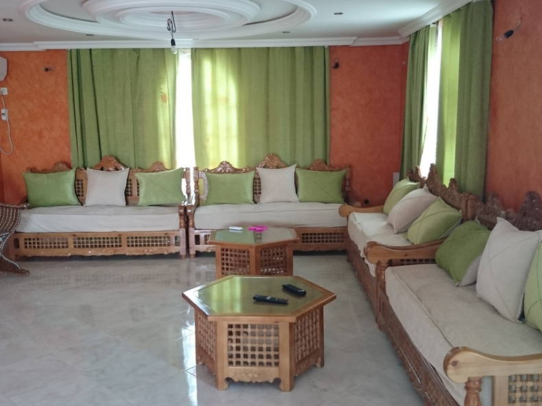 Habitaciones De Huéspedes Constantine 117090-3