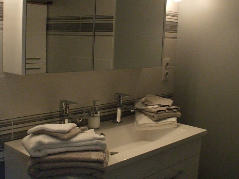 Habitaciones De Huéspedes Saint-Appolinaire 81882-4