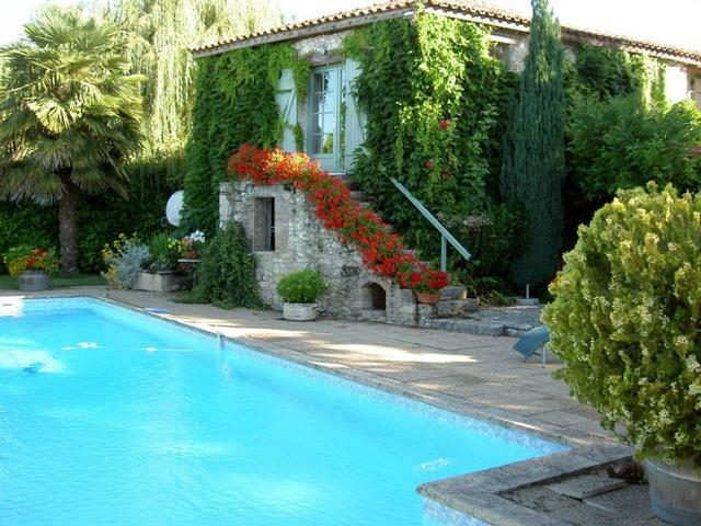 Bed And Breakfast Saint-Pierre-sur-Dropt 57419