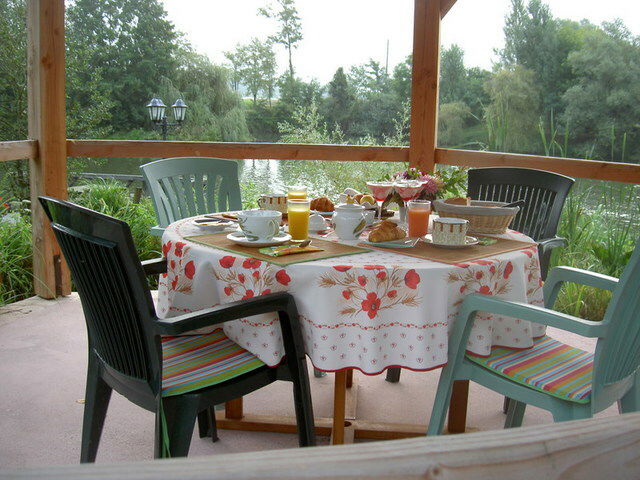 Bed And Breakfast Saint-Pierre-sur-Dropt 57419