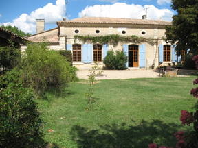 Guest Room For Rent In The Vineyards, In Gironde