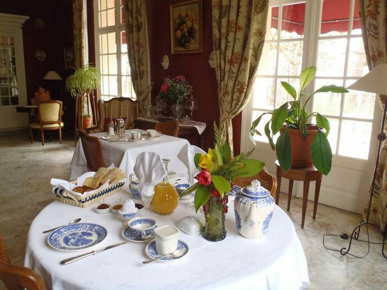 Bed And Breakfast Vacquiers 73646-4