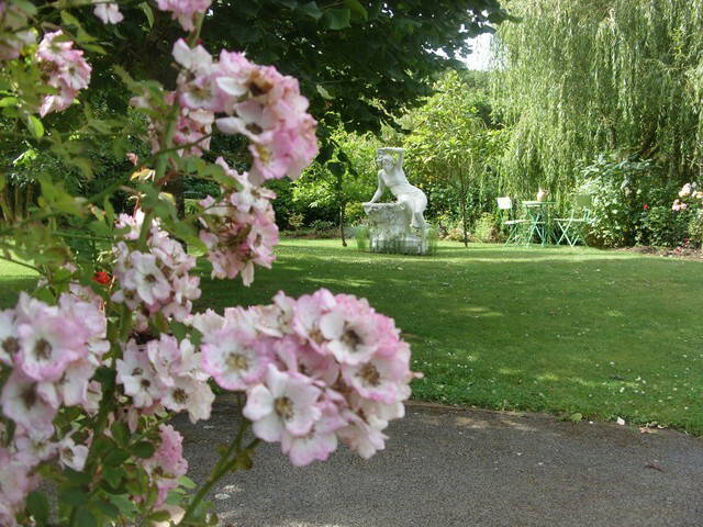 Gästezimmer Pont-Melvez 13595-3