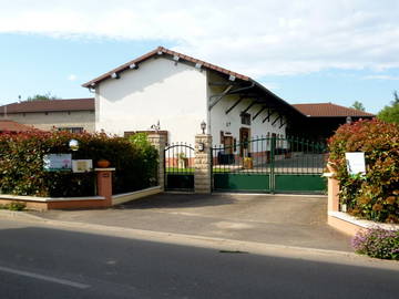 Homestay Crottet 34360-4