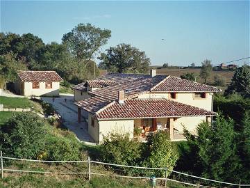 Chambre À Louer Nizas  30317