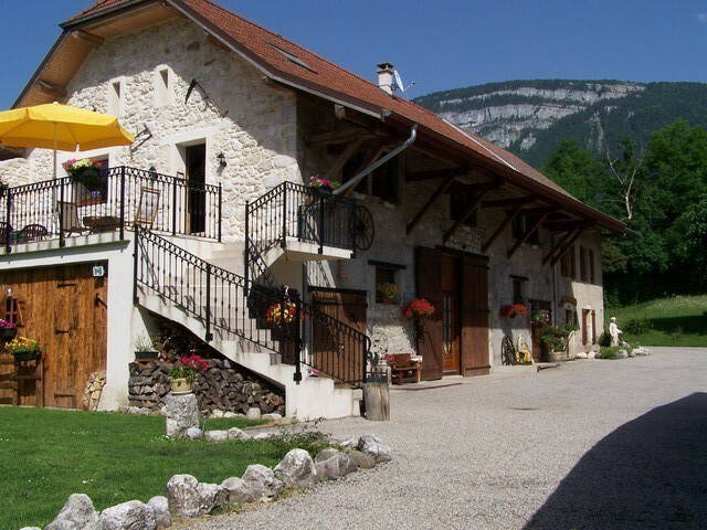 Chambres D'hôtes Attignat-Oncin 48775-1