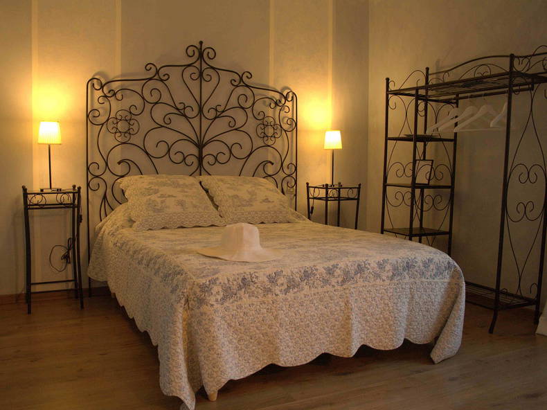 Habitaciones De Huéspedes Le Petit-Pressigny 64828-1