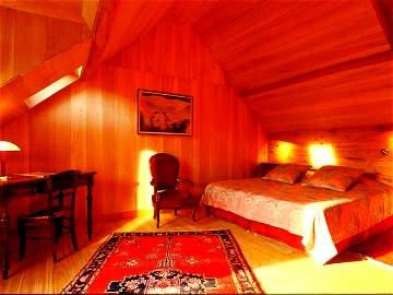 Roomlala | Guest Rooms For Rent At La Ferme Du Buret