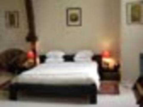 Habitaciones De Huéspedes Ailhon 56894-3