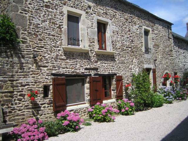 Habitaciones De Huéspedes Ménil-Hermei 39865-2