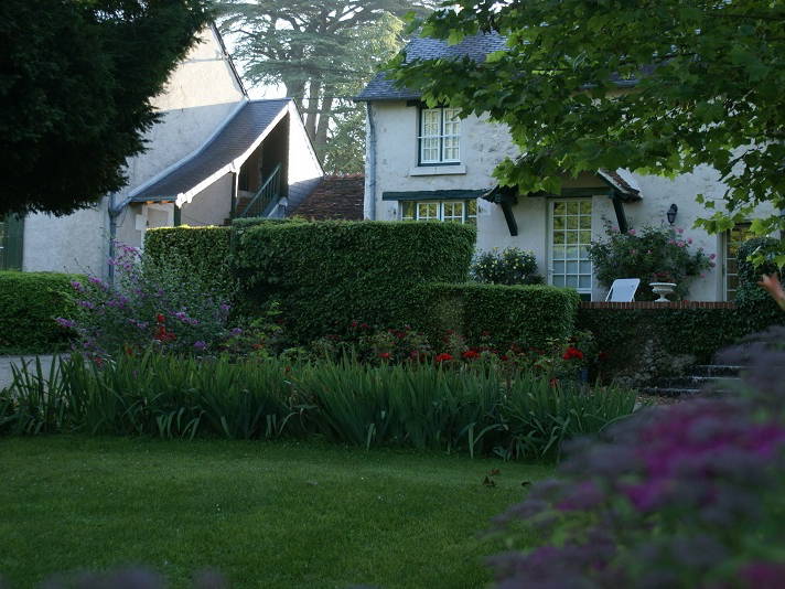 Bed And Breakfast Cour-Cheverny 65693-1