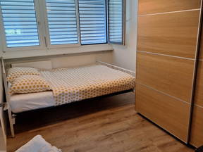 Guten Morgen. Ich vermiete ein Zimmer in Rapperswil-Jona in
