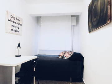 Roomlala | Hab. Cama Grande En Pleno Centro De Malaga/ VIC 4B