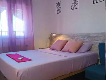 Chambre chez l'habitant à louer à Madrid - photo 2 : chambre-2