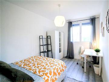 Roomlala | Habitación Agradable Y Confortable – 11m² - LY08
