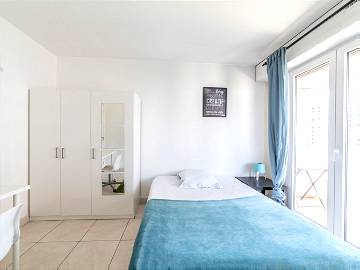 Roomlala | Habitación Agradable Y Confortable – 15m² - ST36