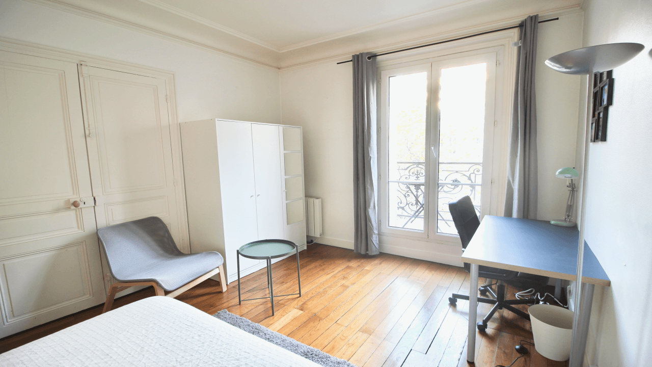 Colocación Paris 231800