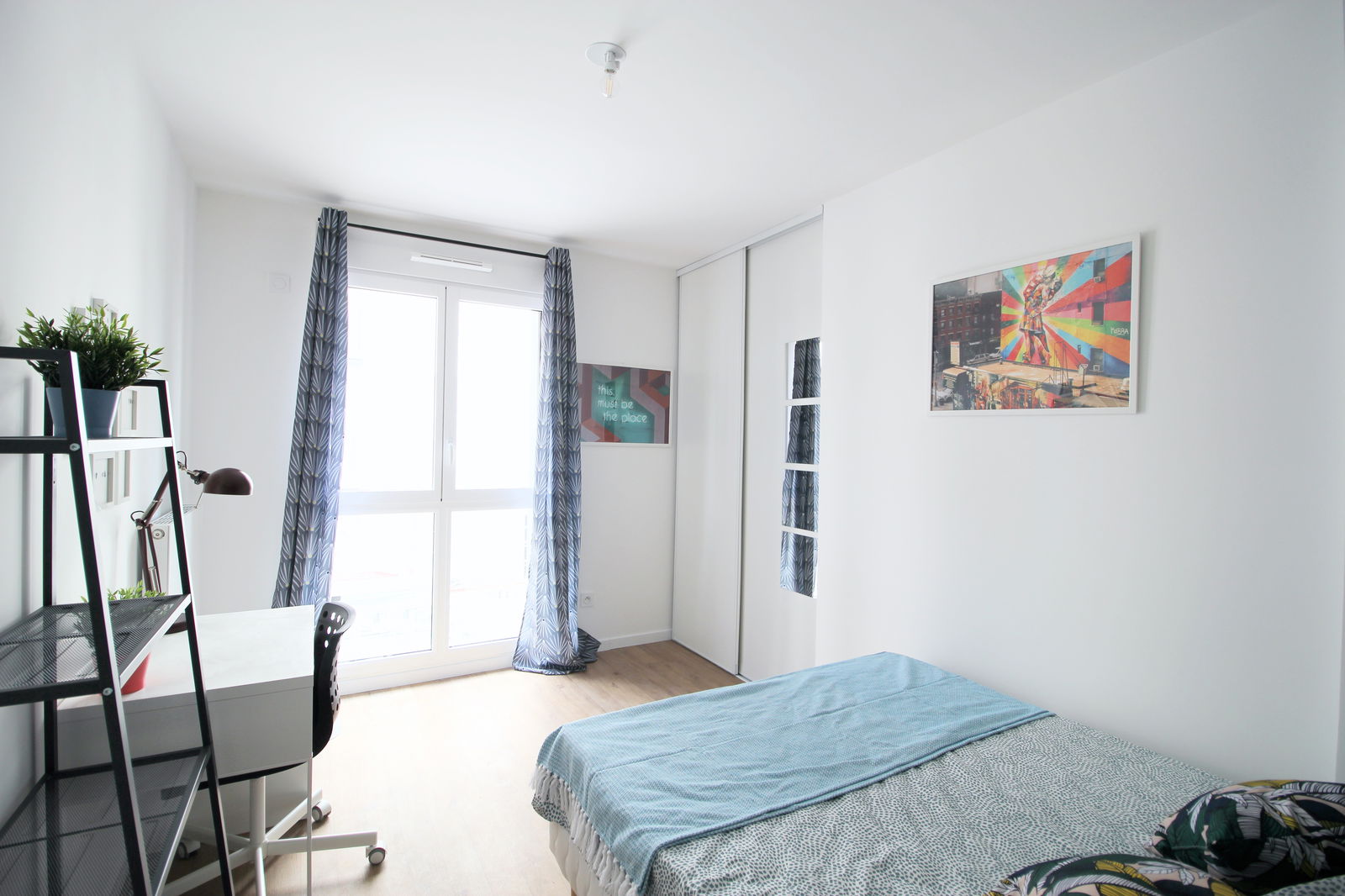 Colocación Clichy 241202