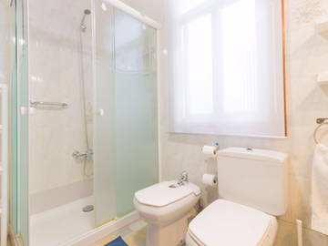 Chambre chez l'habitant à louer à Bilbo - salle de bain-16