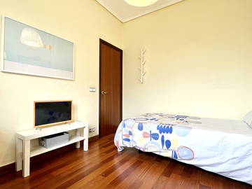 Colocation à louer à Bilbao - photo 25 : chambre-25